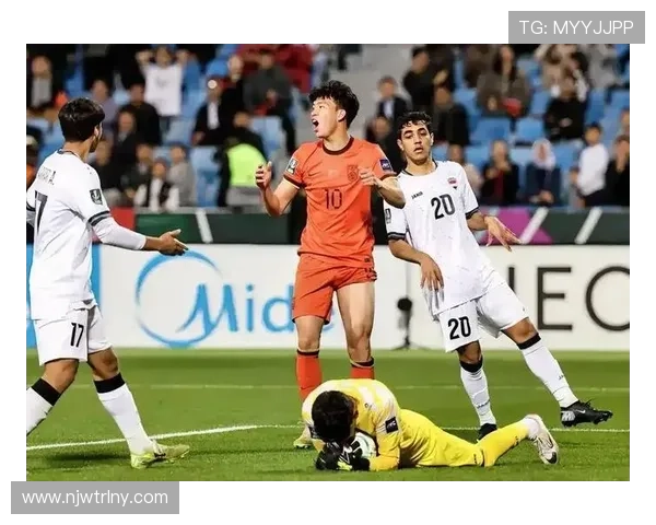 津报：安东尼奥更忧队员体能